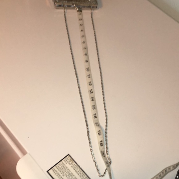 Preston & York Sequin Silver Shell Shaped Evening Clutch with Chain Strap - Picture 7 of 8